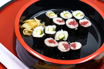 SUSHI SASHIMI