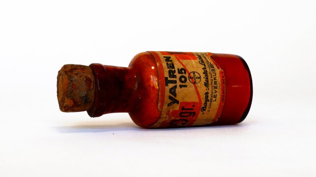 YaTren 105 Bayer Vintage 1920s Bottle of Medicine for the treatment of Amoebic dysentery