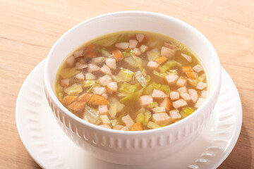 きざみ野菜のコンソメスープ