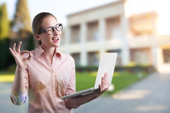 Young Smart Business Woman Worker With Laptop