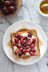 sandwich with yogurt and fruit