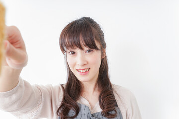 Fototapeta premium DIY・ペンキを塗る女性