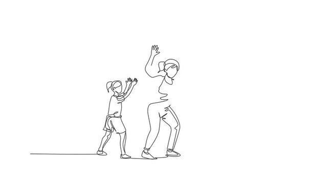 Animated self drawing of single continuous line draw young mother playing basketball fun with her son and daughter at home field. Happy family parenthood concept. Full length one line animation.