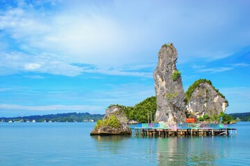 Naklejka premium Kabui bay geosite view, Batu Pensil Rock - Raja Ampat, West Papua, Indonesia