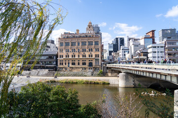 Fototapeta premium 京都府 鴨川風景