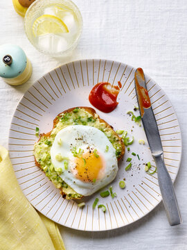 Fried Egg On Chilli Cheese Toast