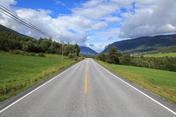 Road in Gudbrandstalen, Norway