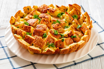 cheesy garlic bread, pull apart bread, top view
