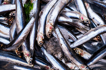 Obraz premium Details of fresh fish market in napoli 