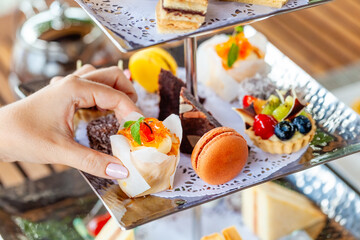 English afternoon tea desserts with beautiful breakfast snacks - obrazy, fototapety, plakaty