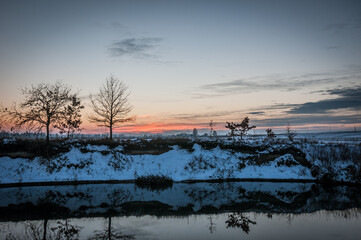Winter enchants with its snow, the crunch of frost that covered villages and cities before sunset.