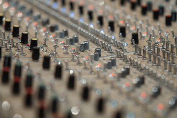 audio mixing board