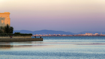 Bord de mer au crépuscule