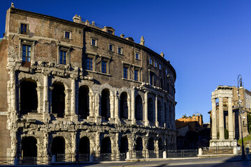 Amphithéâtre romain à Rome
