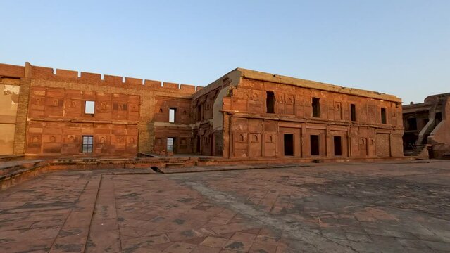 Video of inner complexes of Agra fort, Agra, Uttar Pradesh, India