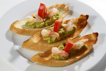 Avocado and shrimp baguette sandwich