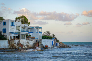 Maison en bord de mer en Tunisie