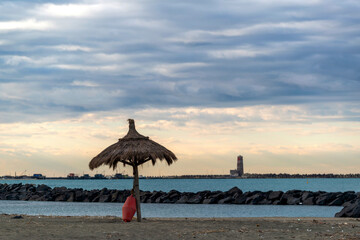 Matinée nuageuse en bord de mer