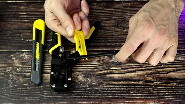 RJ45 crimping. UTP cable stripping