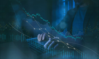 Obraz premium Crypto currency and stock market business investment Trader analyzing graph data on virtual screen