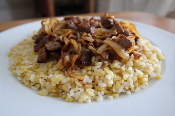 rice with beef and onion