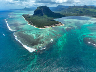 Tour of Mauritius from the Underwater Water fall to the mountains - obrazy, fototapety, plakaty