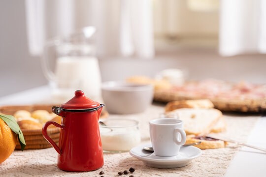 italian, Sardinian Breakfast.
Colazione Sarda e Italiana