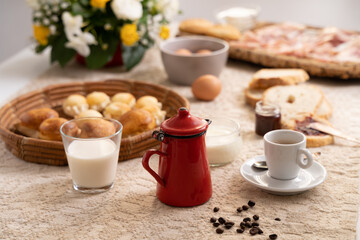 italian, Sardinian Breakfast.
Colazione Sarda e Italiana