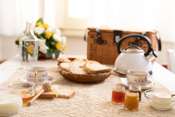 italian, Sardinian Breakfast.
Colazione Sarda e Italiana