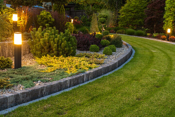 Residential Garden Landscaping Design Idea - 572288141
