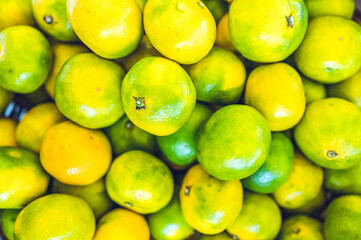 Beautiful lemons at the market (background).
