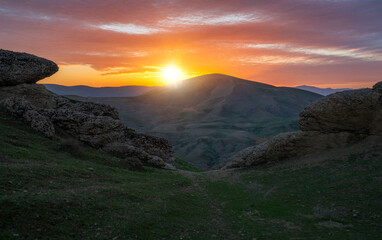 Obraz premium sunset in the mountains