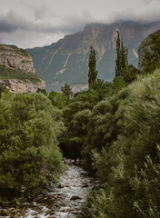 flusslauf berge spanien reisen steine nationalpark