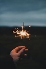 Wunderkerze bei Nacht