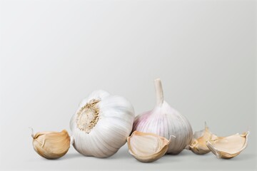 Fresh aroma Garlic bulb on desk