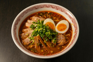 熱々の美味しいラーメン