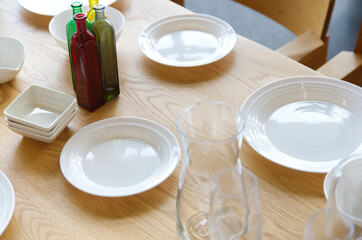  朝の食事　スカンジナビア調家具で