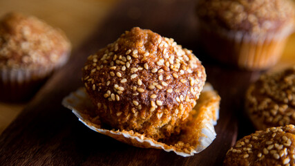 Whole wheat muffins with whole wheat flour and sesame.
