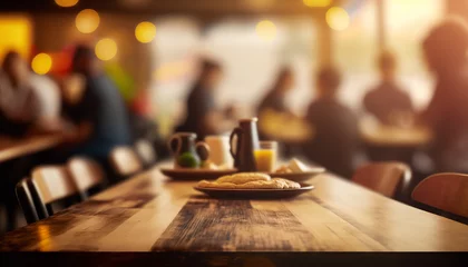 Foto op Plexiglas Table en bois vide, vue de dessus, avec un fond restaurant bar flou, des gens mangent et boivent (AI) © Antoine