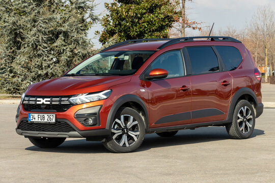 Dacia Jogger is a crossover car produced and marketed jointly by Renault and Dacia.
