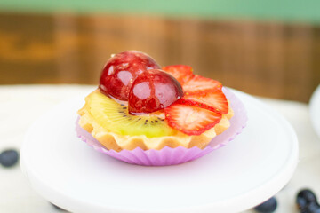 cake with strawberry