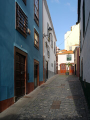 A quiet street in Santa Cruz de La Palma with cobbles