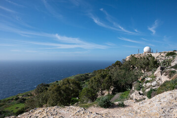 Fototapeta na wymiar falaises maltaises