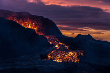 Obraz na płótnie Canvas Fagradalsfjall volcano in the evening