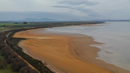 Laguna de fuente de Piedra , humedal de paso de aves migratorias desde África a Europa .