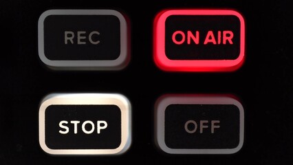 The button on the macro on air. The button lights up red.