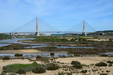 Puente Internacional del Guadiana entre Portugal y España