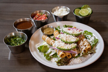 Flautas de pollo 
