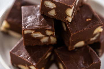 Chocolate macadamia fudge