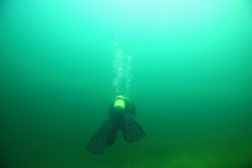 diving muddy water underwater work, lifeguard